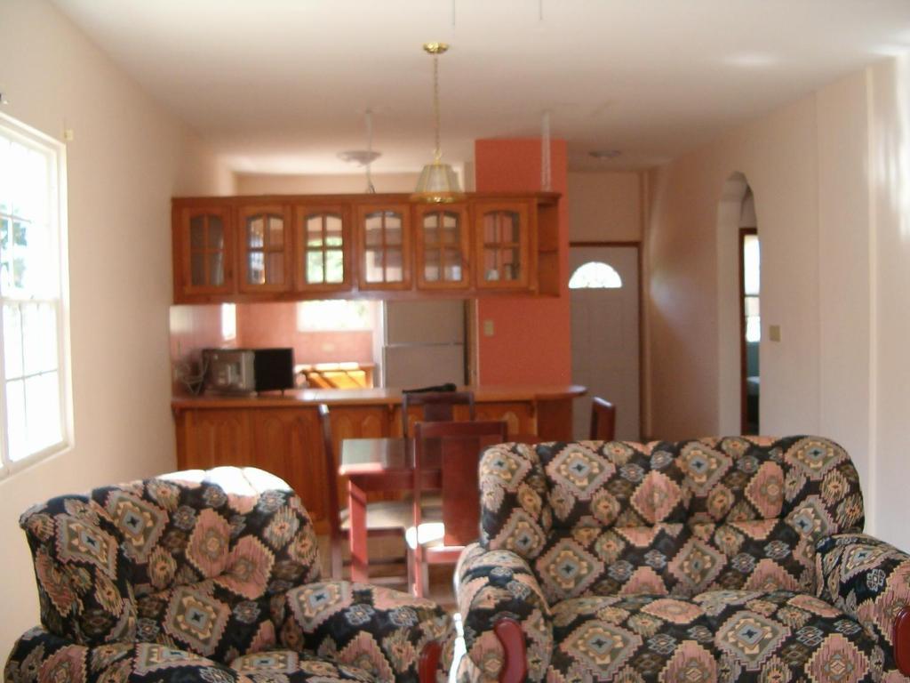 Villa San Juan Belmopan Rum bild